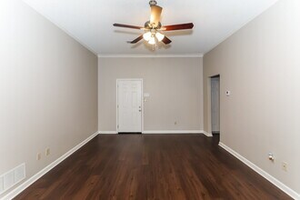 8456 Cross Point Dr in Olive Branch, MS - Building Photo - Building Photo