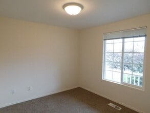 7435 Scott Pl NE in Keizer, OR - Building Photo - Building Photo