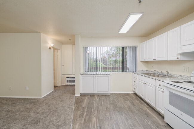 Guava Gardens (62+ Senior Community) in La Mesa, CA - Building Photo - Building Photo