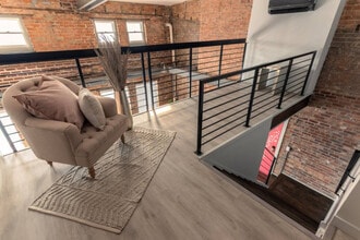 1906 Elm St-Unit -ID1056047P in Cincinnati, OH - Building Photo - Building Photo