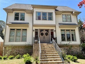 1742 Helen Dr NE in Atlanta, GA - Building Photo - Building Photo