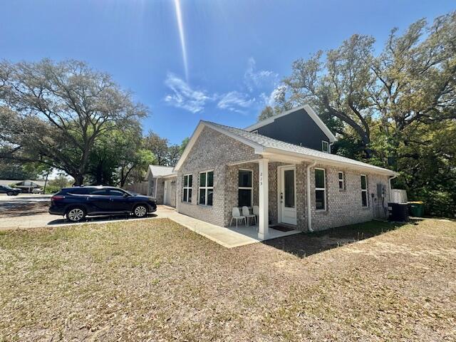 property at 215 Allen St