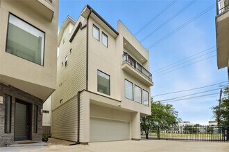 1611 Spring St in Houston, TX - Building Photo - Building Photo