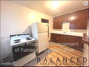 1708 SW Washburn Ave in Topeka, KS - Building Photo - Building Photo