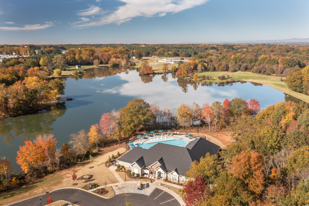 Valley Falls Apartments Photo