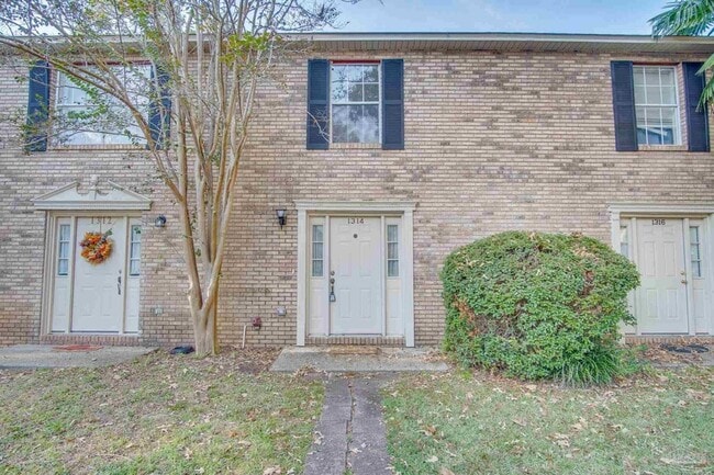 1314 Foxborough Dr in Pensacola, FL - Building Photo - Building Photo