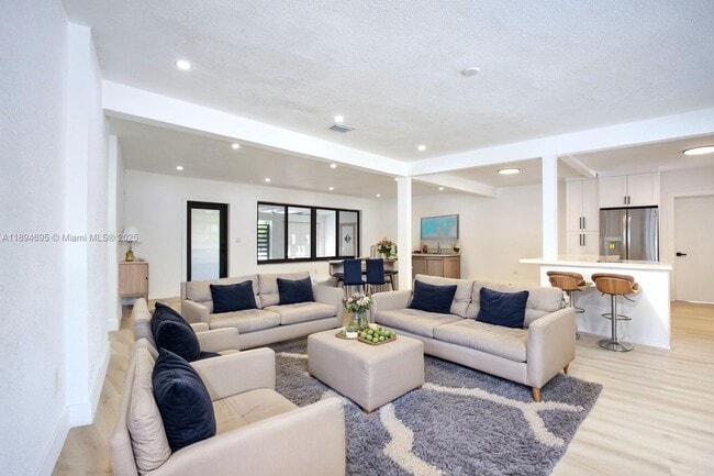 12905 N Miami Ave in North Miami, FL - Building Photo - Building Photo