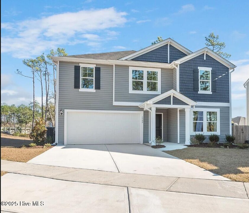 1549 New Sun Dr SE in Bolivia, NC - Foto de edificio