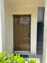 617 E San Sebastian Ct in Altamonte Springs, FL - Building Photo