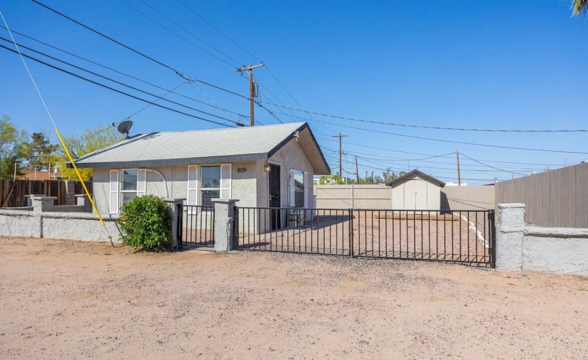 809 N Arbor Ave in Casa Grande, AZ - Building Photo