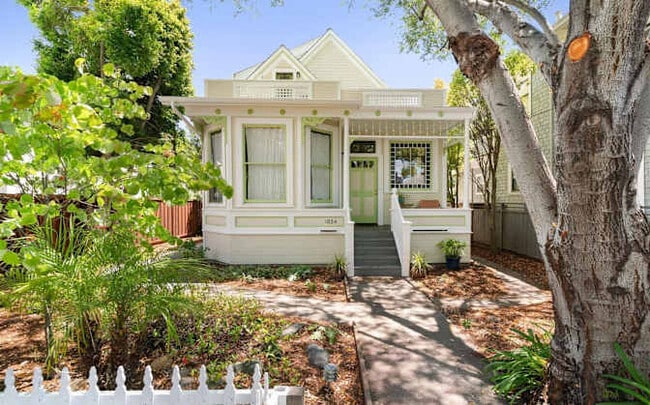 property at 1934 Stuart St