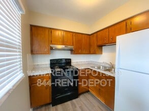 2806 Ridgewood Dr in Evansville, IN - Building Photo - Building Photo