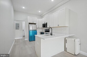 103 N 63rd St in Philadelphia, PA - Building Photo - Building Photo