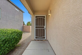 1767 E Denim Trail in San Tan Valley, AZ - Building Photo - Building Photo