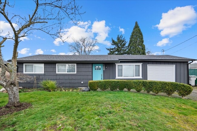 property at 11868 SE 160th St