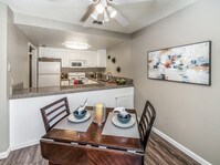 Building Photo - Woodlake Close Apartments in Sacramento, California