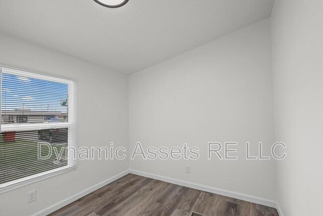 403 N Walnut St in Pittsburg, KS - Building Photo - Building Photo