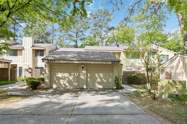 2325 W Settler's Way in Spring, TX - Building Photo - Building Photo