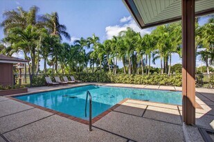 3170 Estates Dr in Pompano Beach, FL - Building Photo