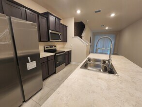 875 Gate Run Rd in Jacksonville, FL - Building Photo - Building Photo