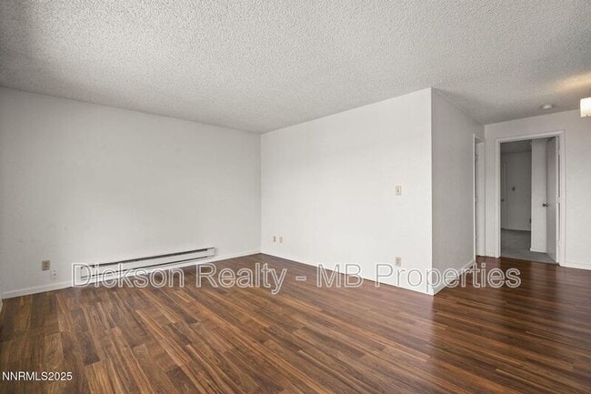 3948 Clear Acre Ln in Reno, NV - Building Photo - Building Photo