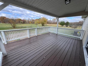 3663 White Rd in Spencer, IN - Foto de edificio - Building Photo