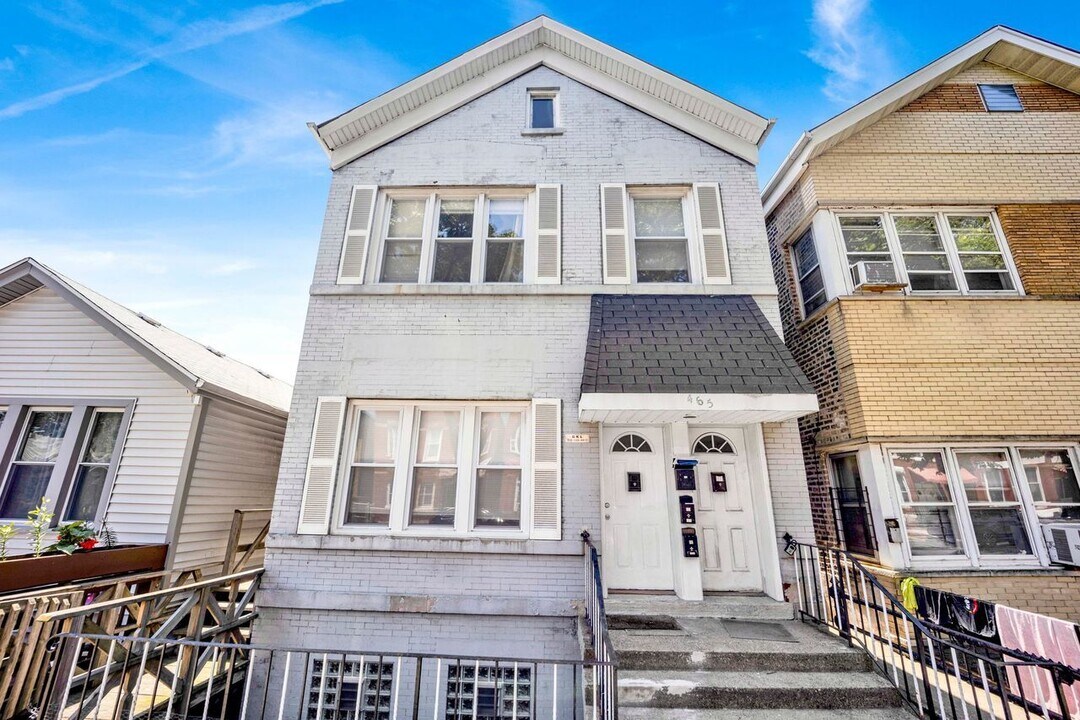 465 W 27th St in Chicago, IL - Building Photo