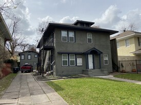 3500 Garrott St, Unit #1 in Houston, TX - Building Photo