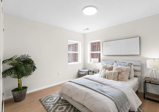 1039 Inverness Dr in San Carlos, CA - Building Photo - Building Photo