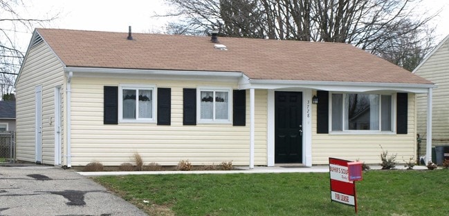 property at 3728 Clearwater Dr