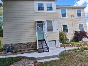 88 Bismark St, Unit 88 Bismark St in Manchester, NH - Building Photo - Building Photo