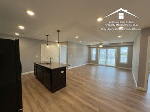 2610 N Bluff St in Fulton, MO - Building Photo - Building Photo