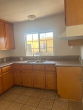 811 S Centre St, Unit 811 S Centre St in San Pedro, CA - Building Photo - Building Photo