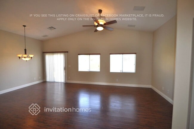 3412 Mastercraft Ave in North Las Vegas, NV - Building Photo - Building Photo