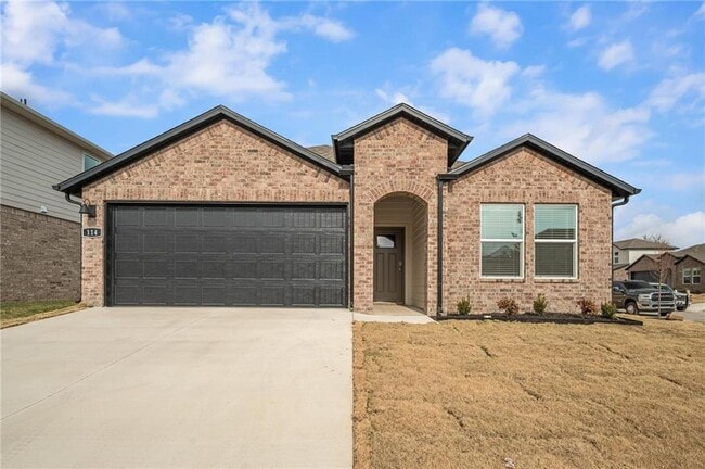 114 S Maroon Ave in Fayetteville, AR - Foto de edificio - Building Photo