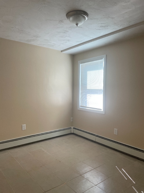 120 Gesler St in Providence, RI - Foto de edificio - Building Photo