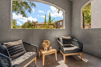 The Franklin Apartment Homes in Peoria, AZ - Building Photo - Building Photo