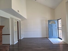 6244 Kirby Downs Dr in Memphis, TN - Building Photo - Building Photo