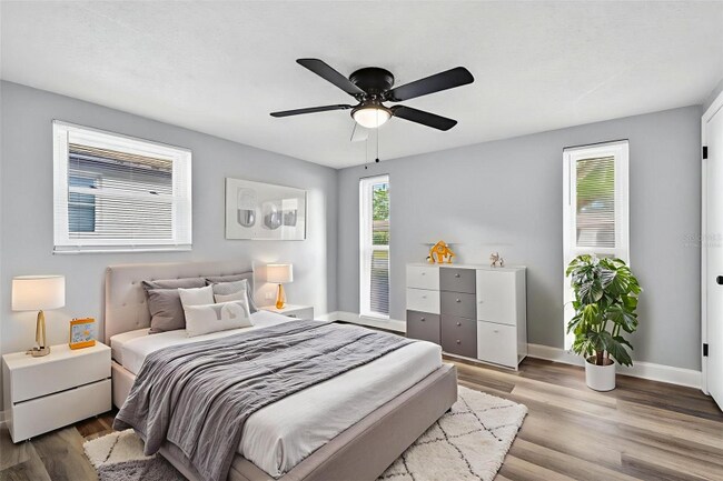 6841 Tierra Linda St in Port Richey, FL - Building Photo - Building Photo