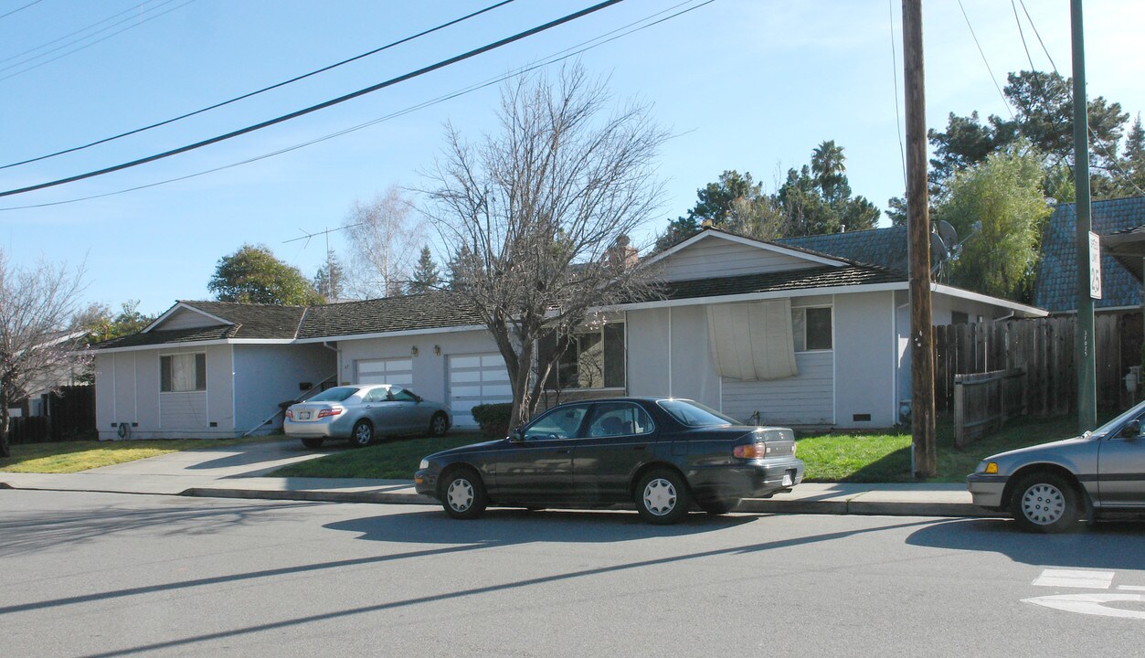 95 Sierra Vista Ave in Mountain View, CA - Building Photo