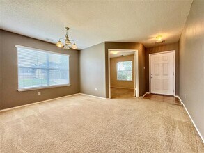 9602 Western Briar Ln in Humble, TX - Building Photo - Building Photo