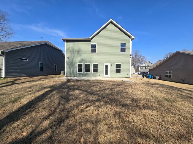 253 Cramerton Mills Pkwy in Cramerton, NC - Building Photo - Building Photo