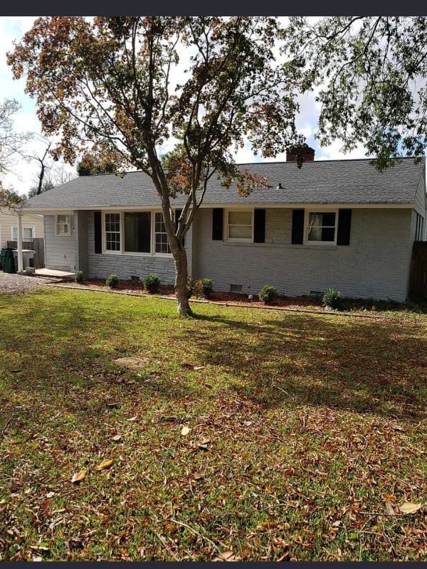 property at 3119 Eastwood Dr