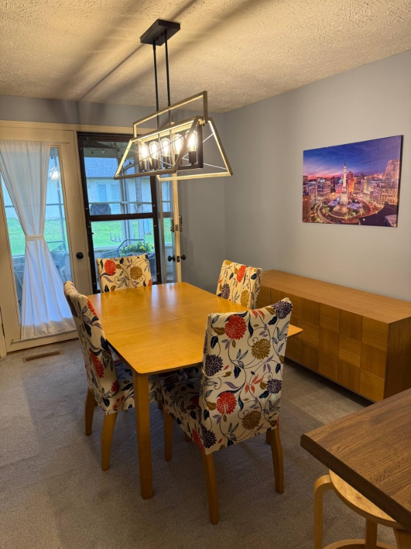 8056 Pebble Creek Ct in Indianapolis, IN - Building Photo - Building Photo