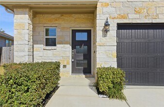 18508 Meadow Point Ln in Montgomery, TX - Building Photo - Building Photo