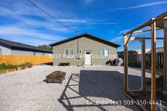 427 2nd Ave SE in Soap Lake, WA - Building Photo - Building Photo