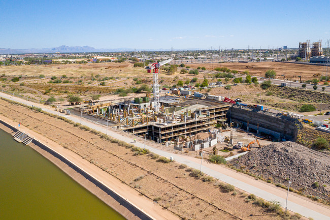 Pier 202 in Tempe, AZ - Foto de edificio - Building Photo