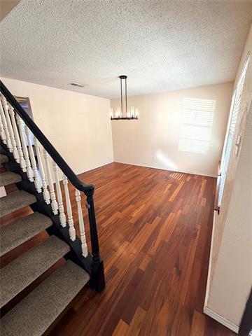 2021 Clubview Dr in Carrollton, TX - Building Photo - Building Photo