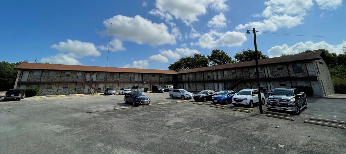 3107 Atkinson Ave, Unit Apt 208 in Killeen, TX - Building Photo