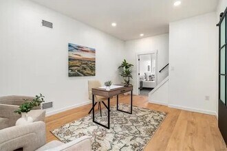 909 James St in Pittsburgh, PA - Building Photo - Building Photo